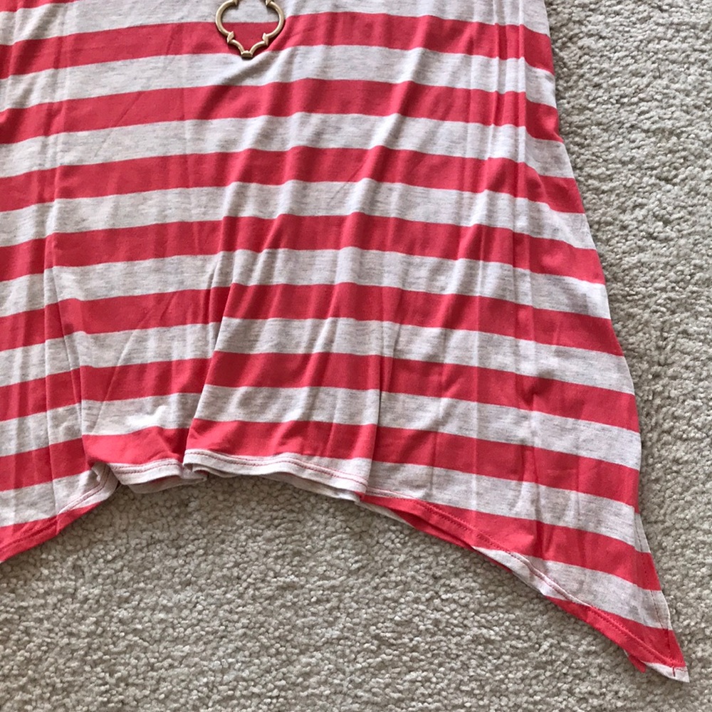 💙SIZE SM💙Coral & Cream Striped Tunic Top - Picture 6 of 8